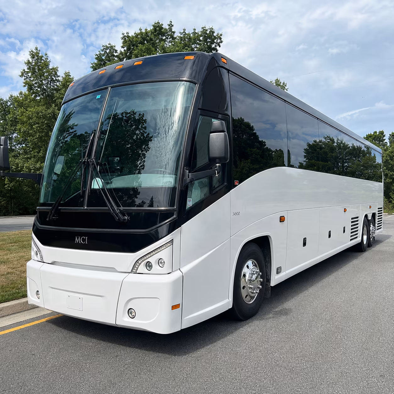 don t let the drive to mohegan sun arena split your group up