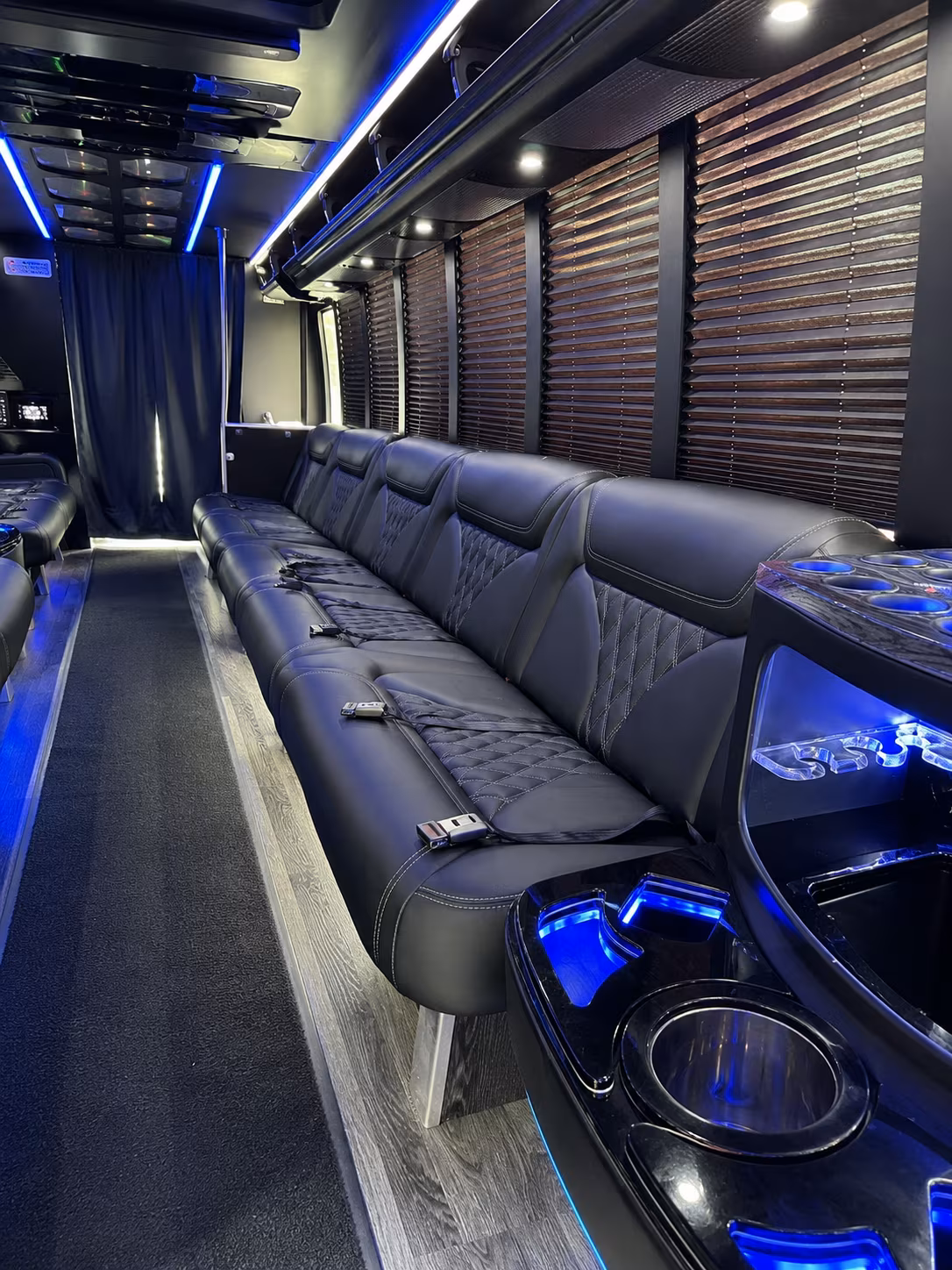 waterbury holiday party bus rental