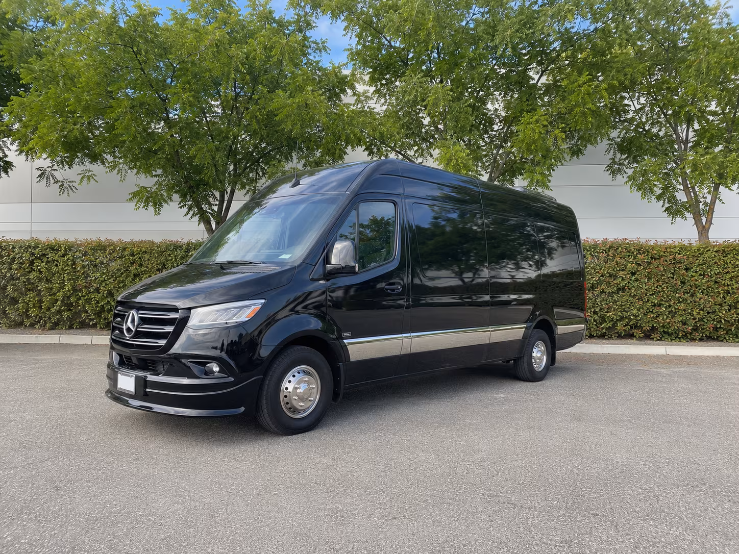Waterbury Wine Tour & Brewery Transportation